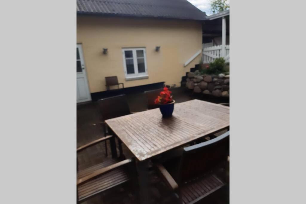 Skønt hus, med 5 soveværelser Sæby Eksteriør billede